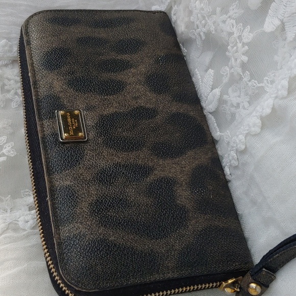 Dolce & Gabbana Leopard Animal Print Continental Zip Wallet - Picture 6 of 17